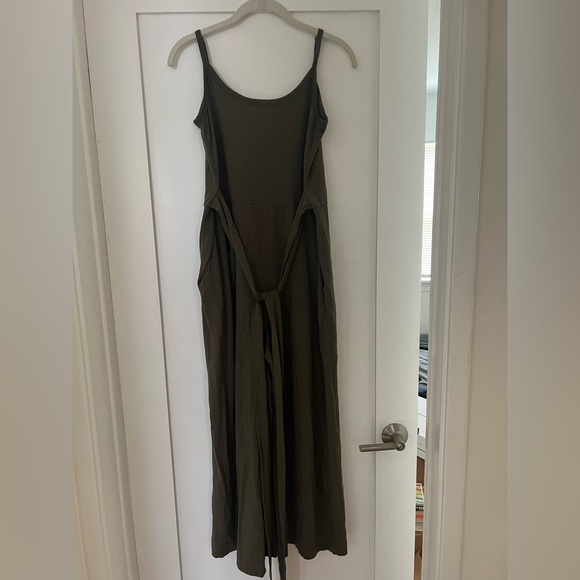 Cuyana Olive Green V-back Jumpsuit. Women's Size Small. - Picture 4 of 5